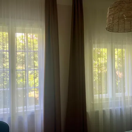 R6 Pepa Apartment *